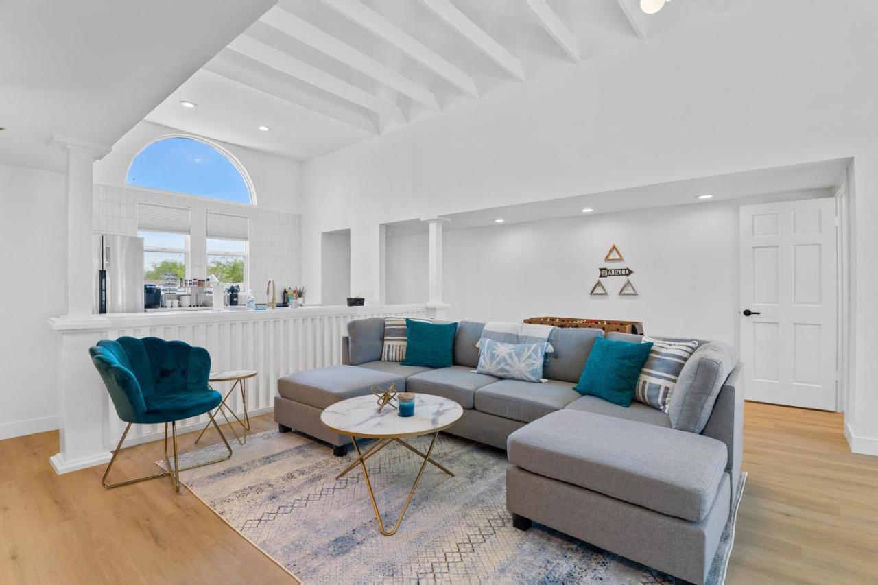 Stylish Phoenix Townhome - Foosball Table, Laundry, Parking! Esterno foto